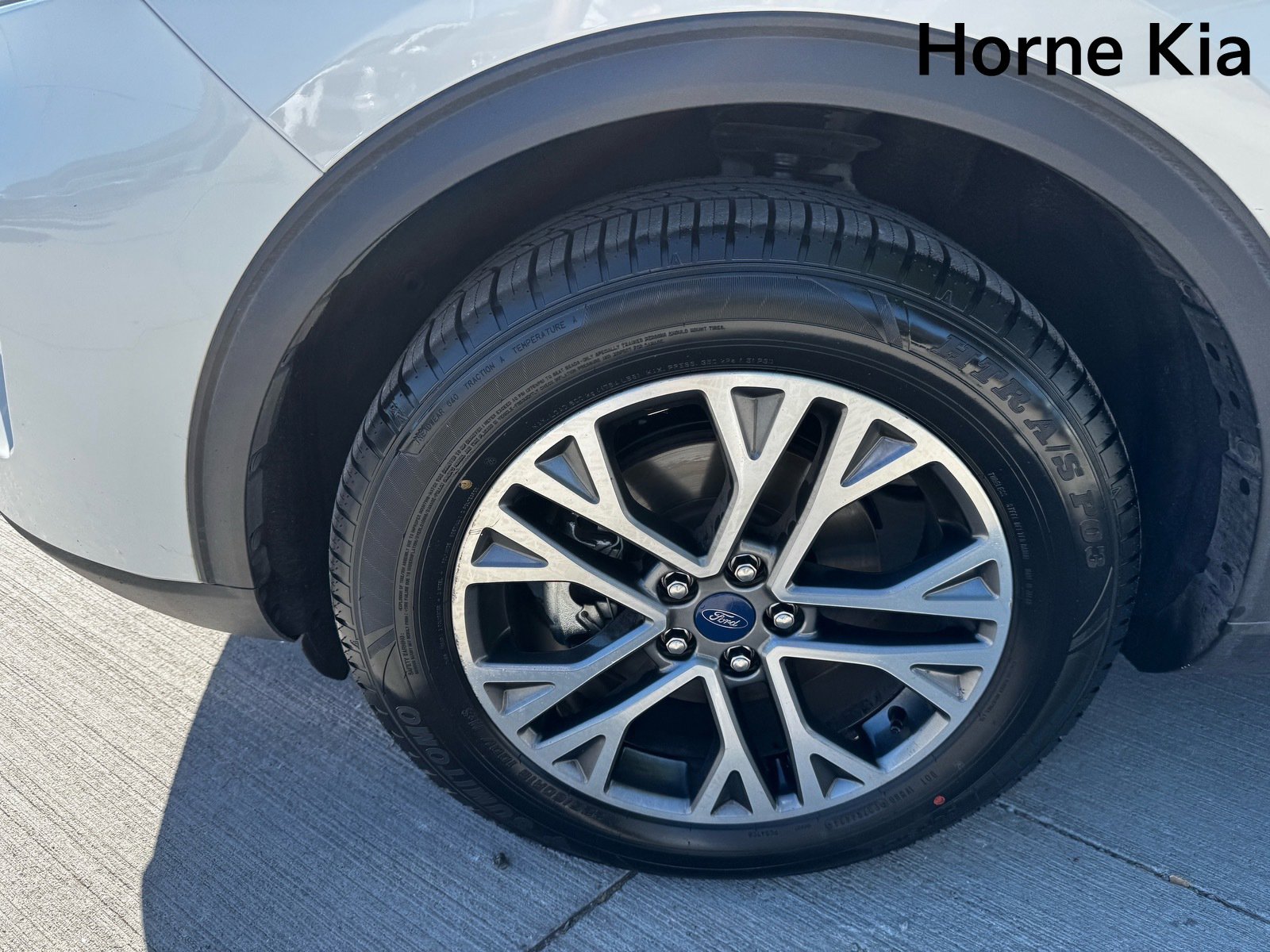 Used 2020 Ford Escape SEL image 8