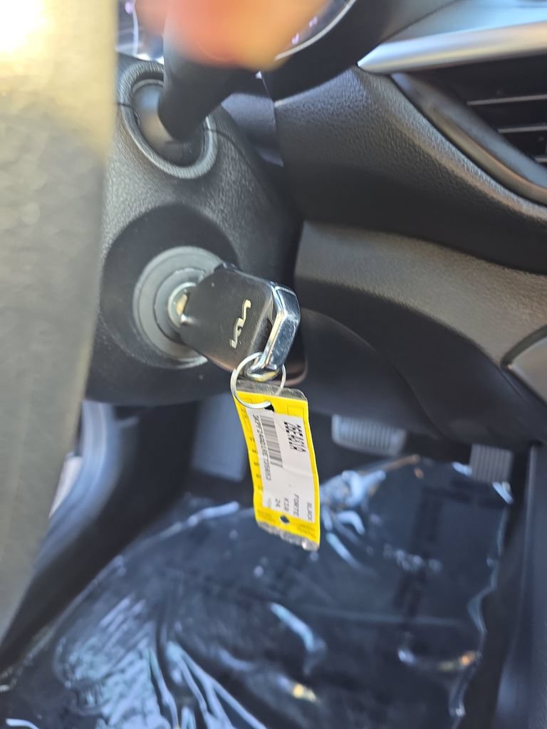 Used 2024 Kia Forte LXS FWD image 26