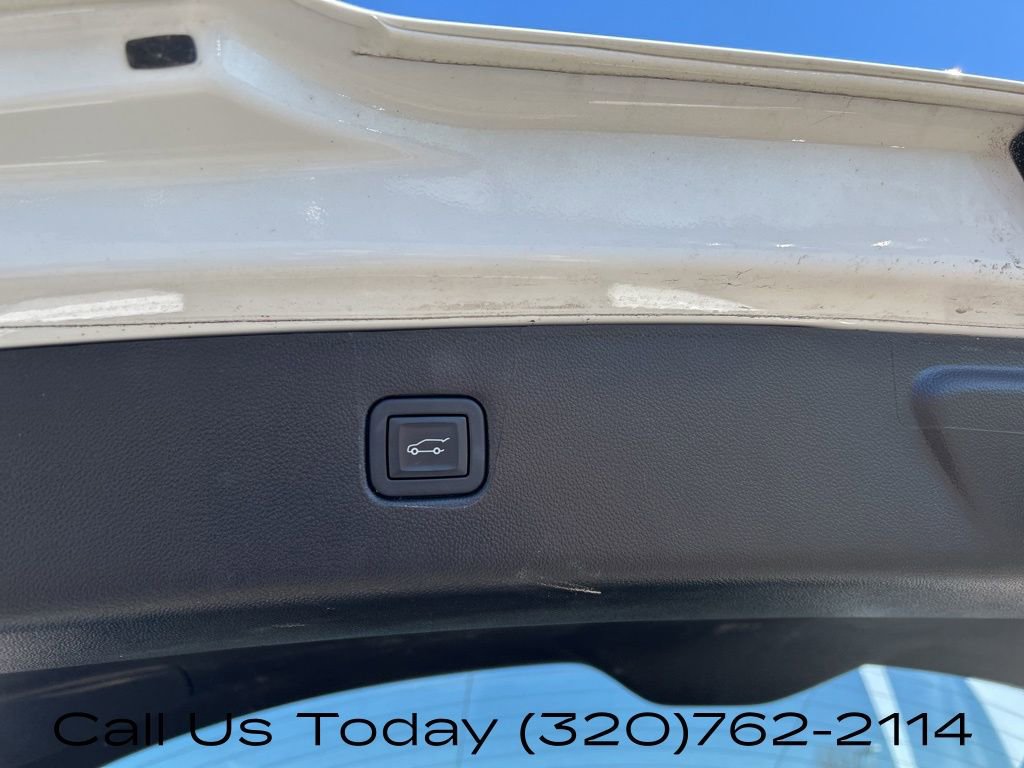 Certified 2024 Chevrolet Blazer LT w/ LPO, Black Grille Bar Package AWD/4WD image 43