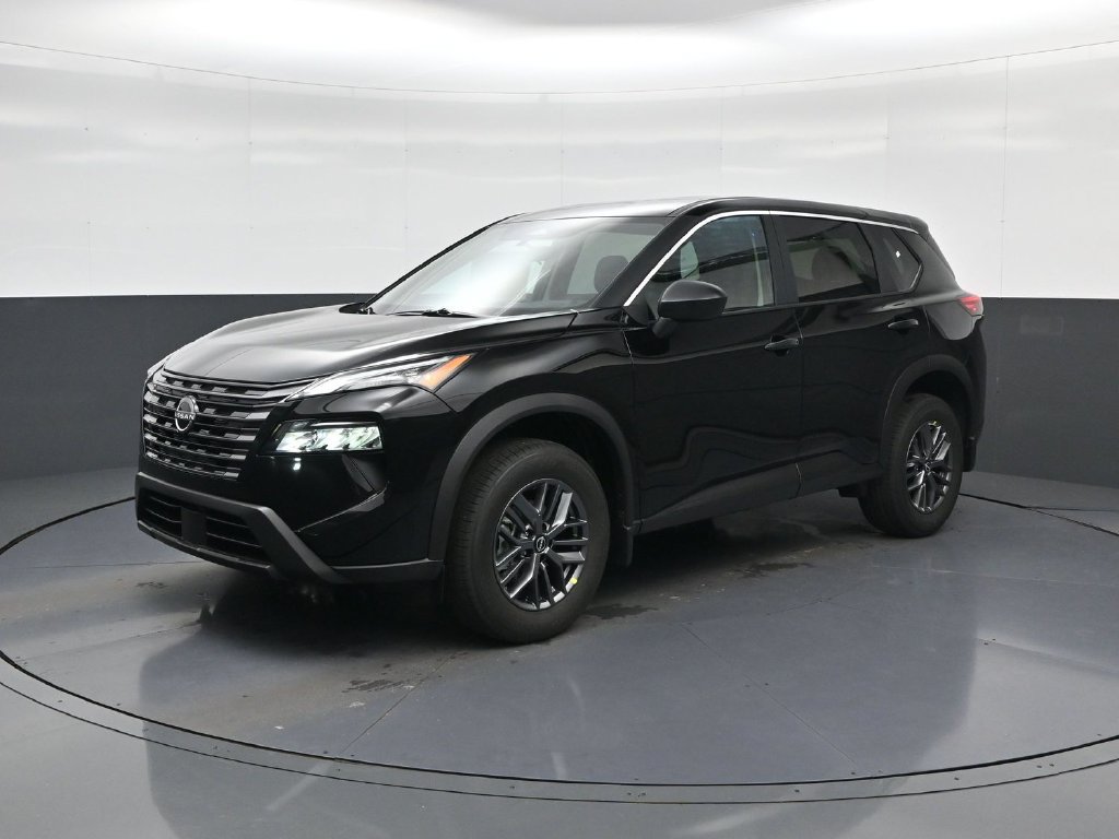 New 2026 Nissan Rogue S FWD image 4