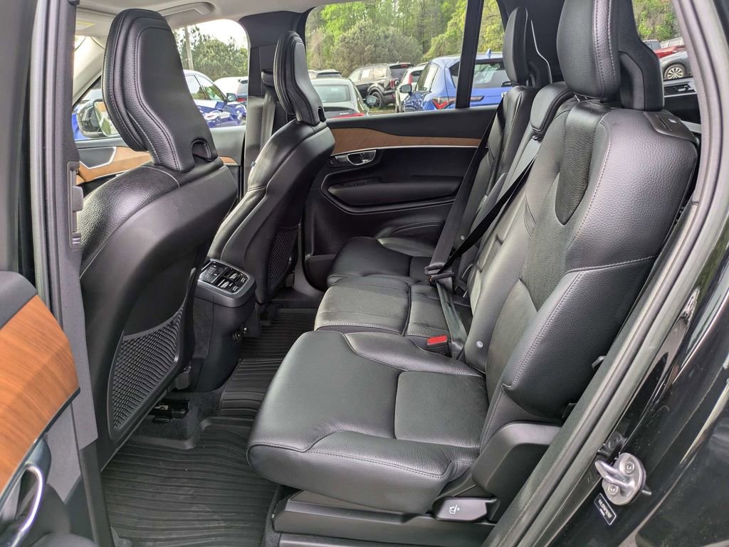 Certified 2023 Volvo XC90 B5 Plus w/ Protection Package Premier AWD/4WD image 15