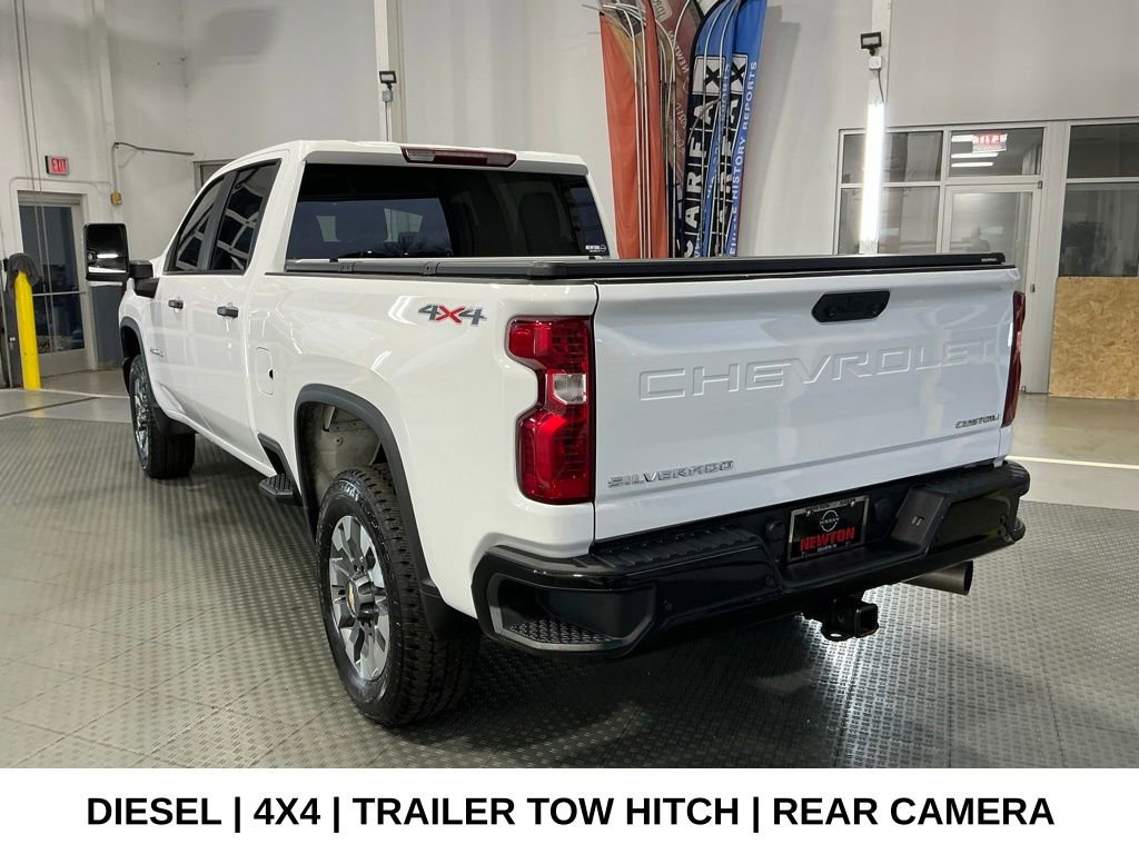 Used 2024 Chevrolet Silverado 2500 Custom w/ Custom Value Package image 21
