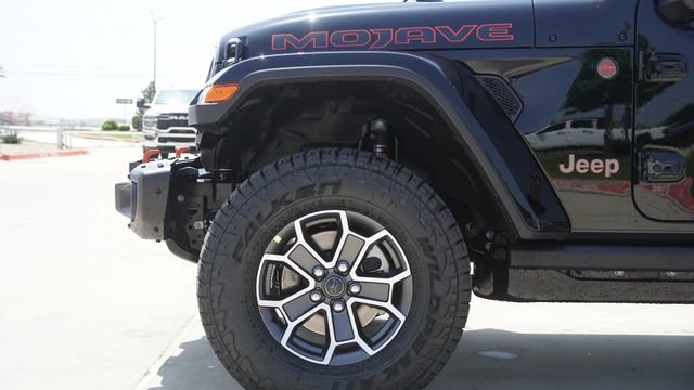 New 2026 Jeep Gladiator Mojave AWD/4WD image 5