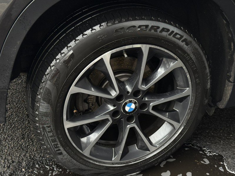 Used 2017 BMW X5 xDrive40e image 48