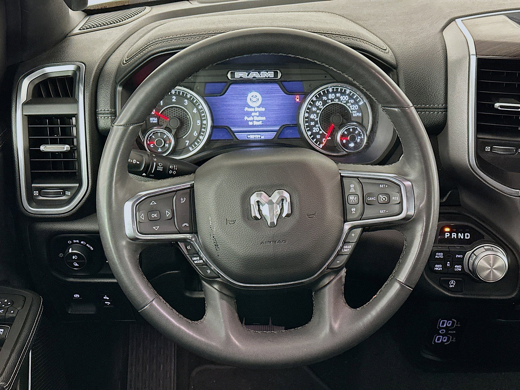 Used 2025 RAM 1500 Laramie image 18