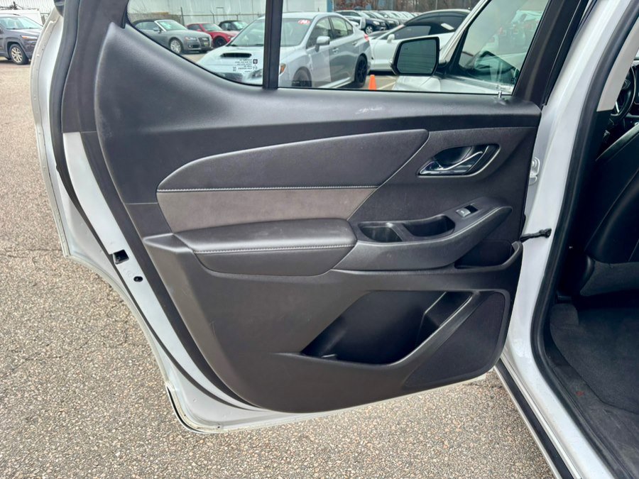 Used 2019 Chevrolet Traverse High Country image 18