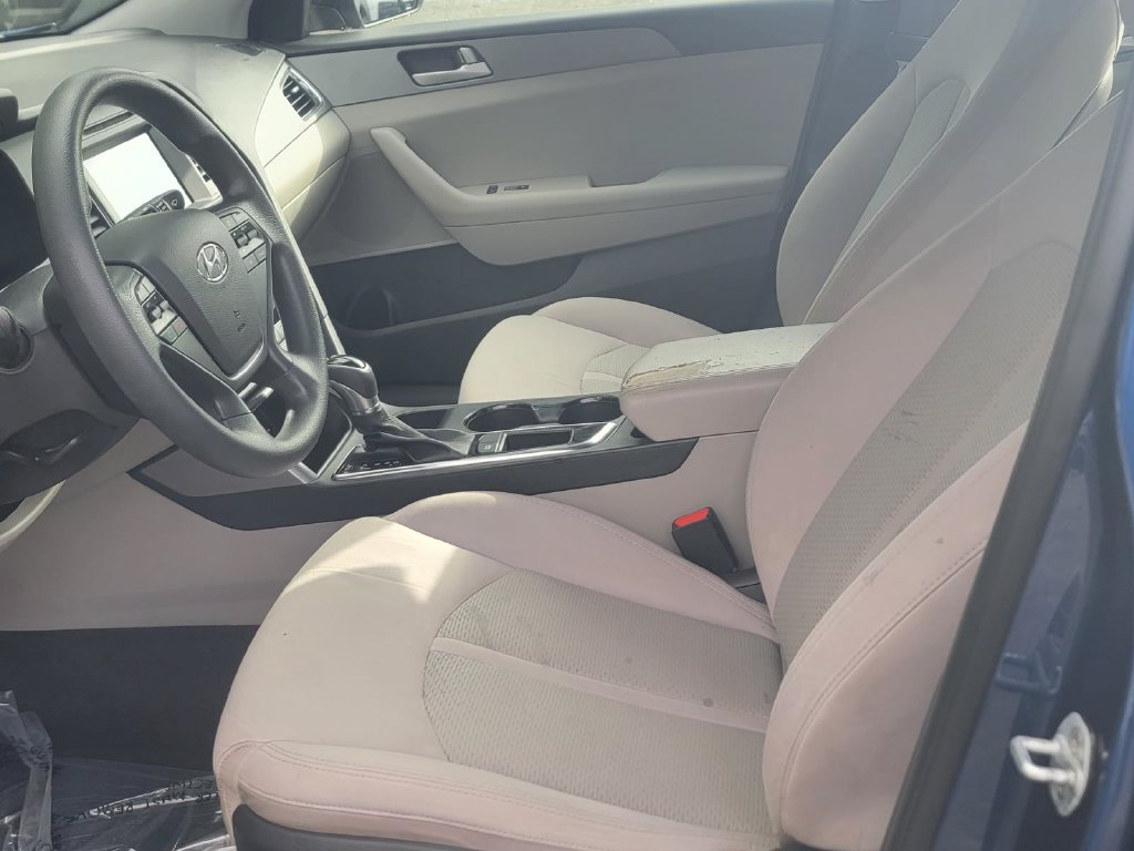 Used 2017 Hyundai Sonata SE FWD image 12