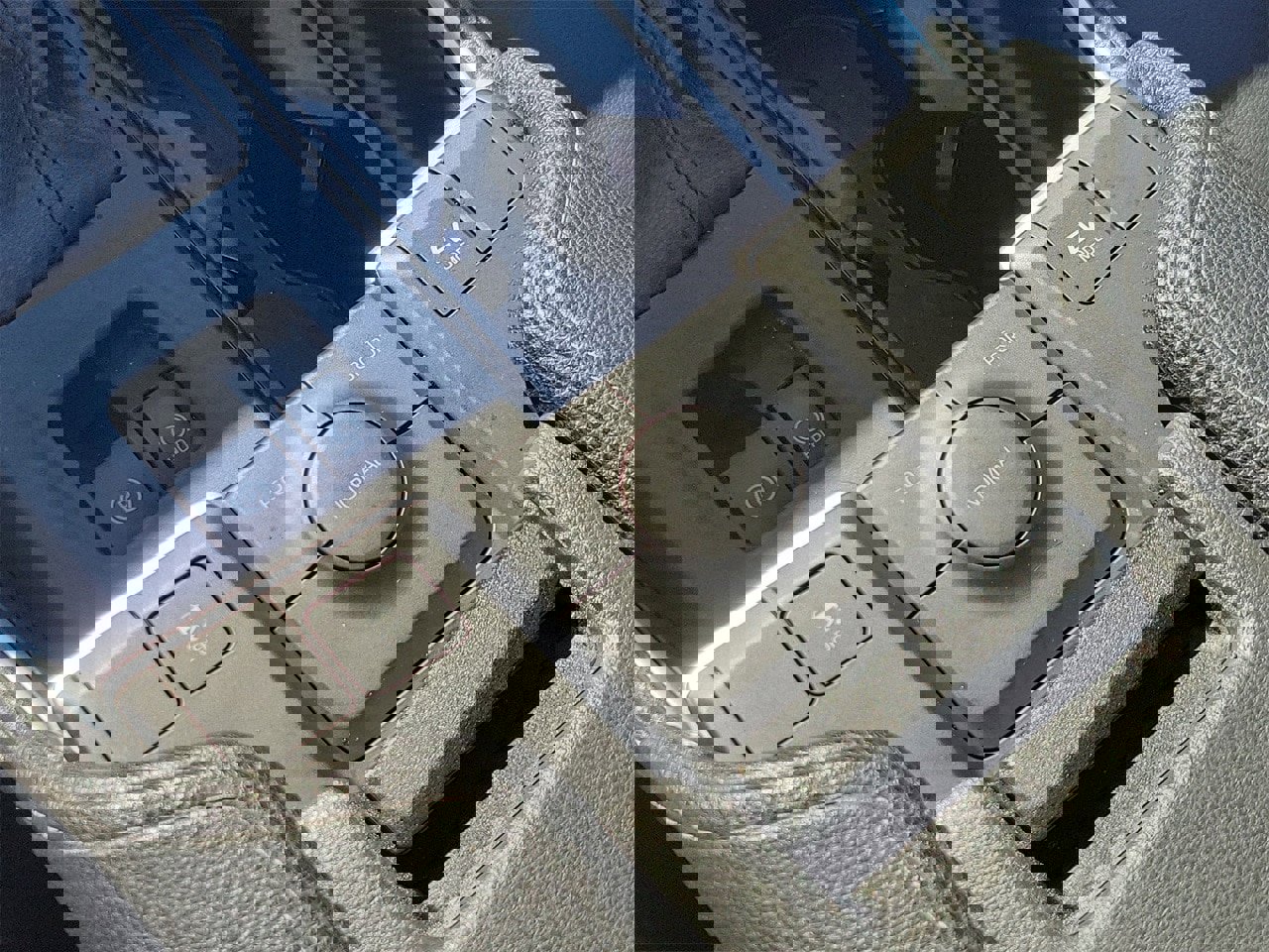 Used 2024 Toyota Grand Highlander XLE image 32