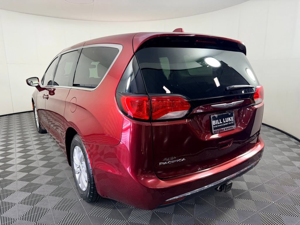 Used 2018 Chrysler Pacifica Touring Plus FWD image 9
