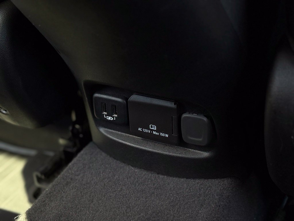 Used 2018 Chevrolet Malibu LT w/ Driver Confidence Package FWD image 15