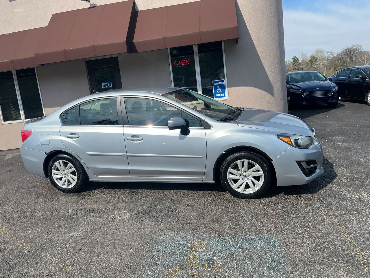 Used 2015 Subaru Impreza 2.0i Premium AWD/4WD image 4
