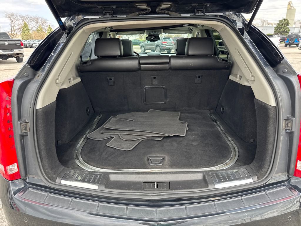Used 2012 Cadillac SRX Luxury image 29