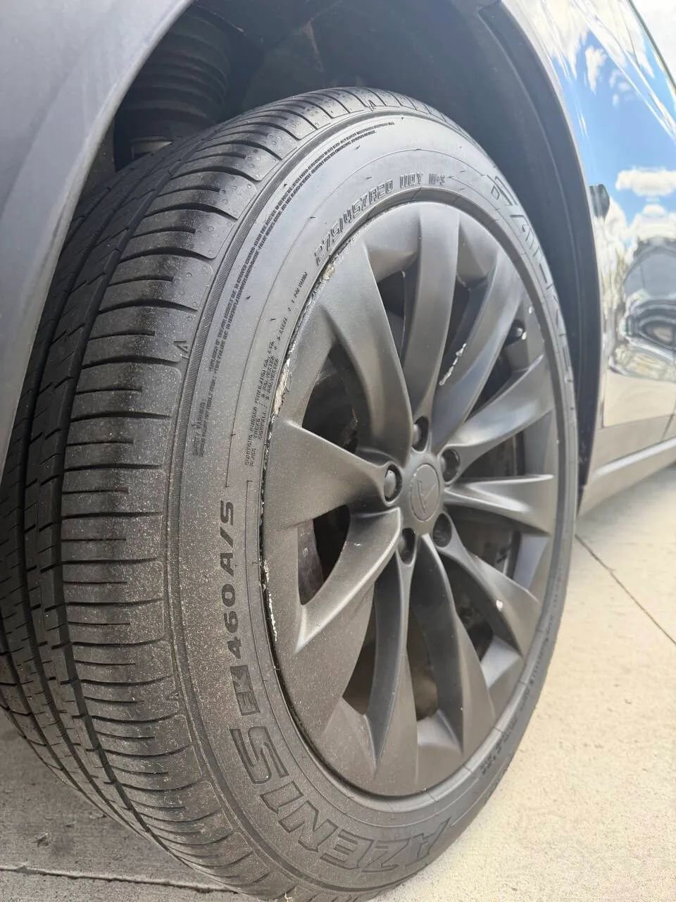 Used 2017 Tesla Model X 75D AWD/4WD image 10