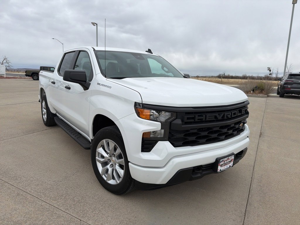 Used 2024 Chevrolet Silverado 1500 Custom image 7