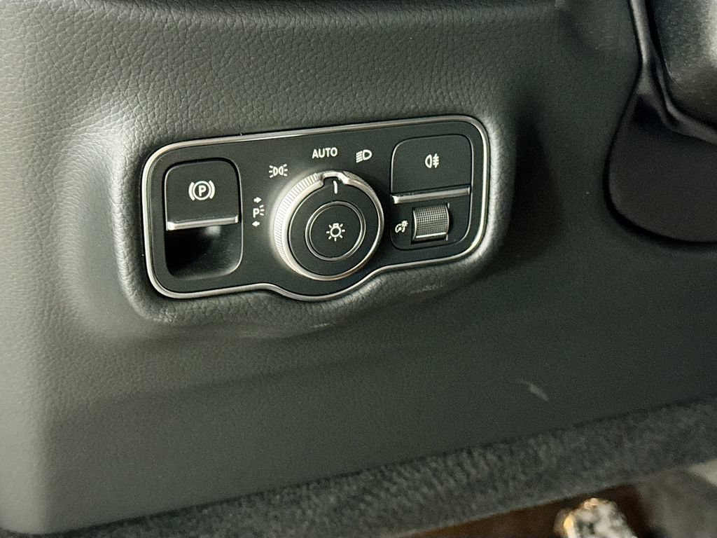 Certified 2025 Mercedes-Benz G 580 w/ EQ Technology image 10