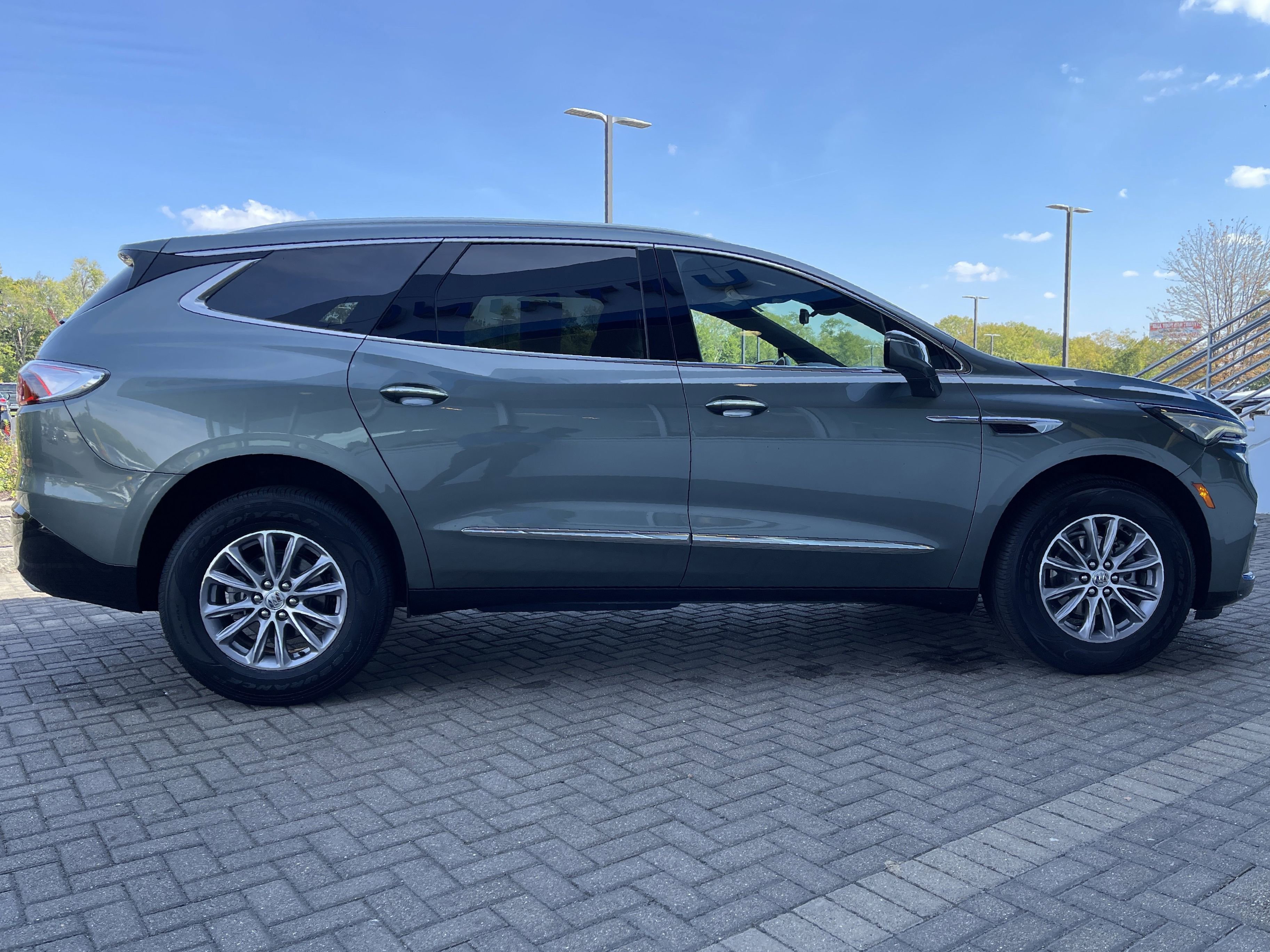 Used 2023 Buick Enclave Premium w/ LPO, Floor Liner Package image 6