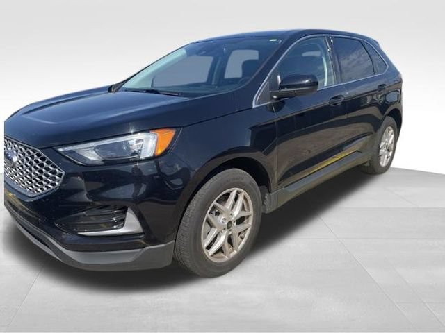 Used 2023 Ford Edge SEL AWD/4WD image 3