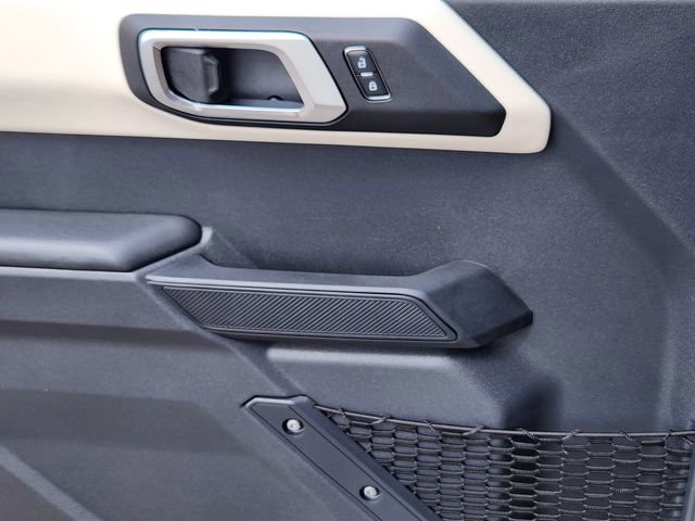New 2026 Ford Bronco Outer Banks image 9