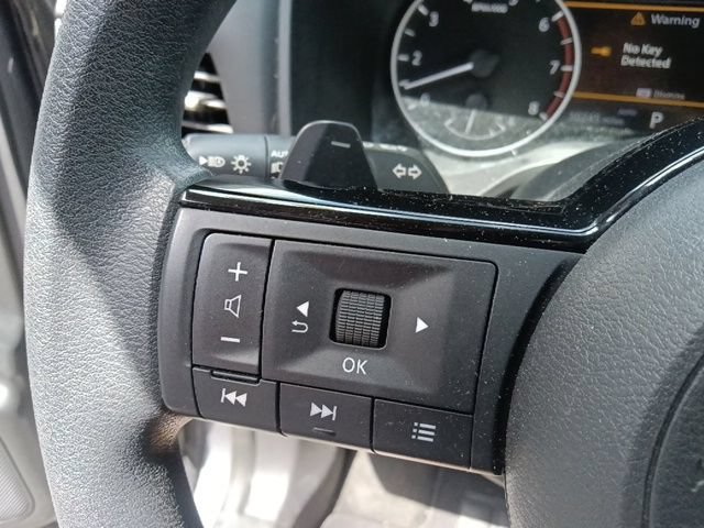 Used 2023 Nissan Rogue SV AWD/4WD image 18