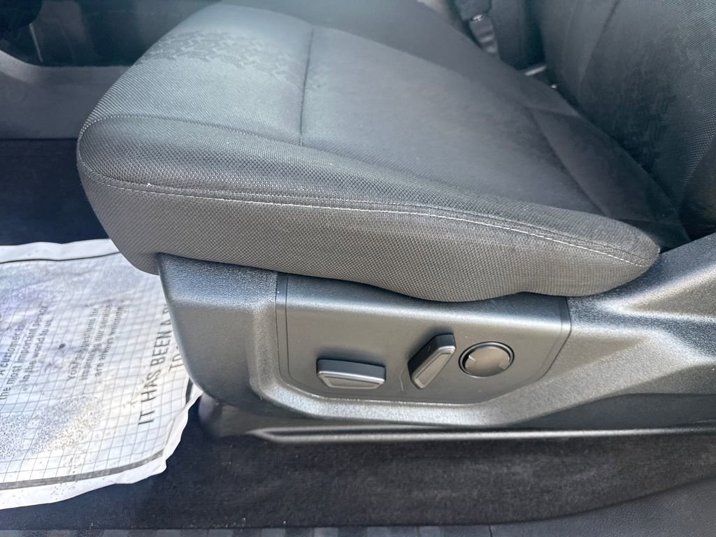 Used 2020 Ford F150 XLT w/ Equipment Group 302A Luxury AWD/4WD image 26