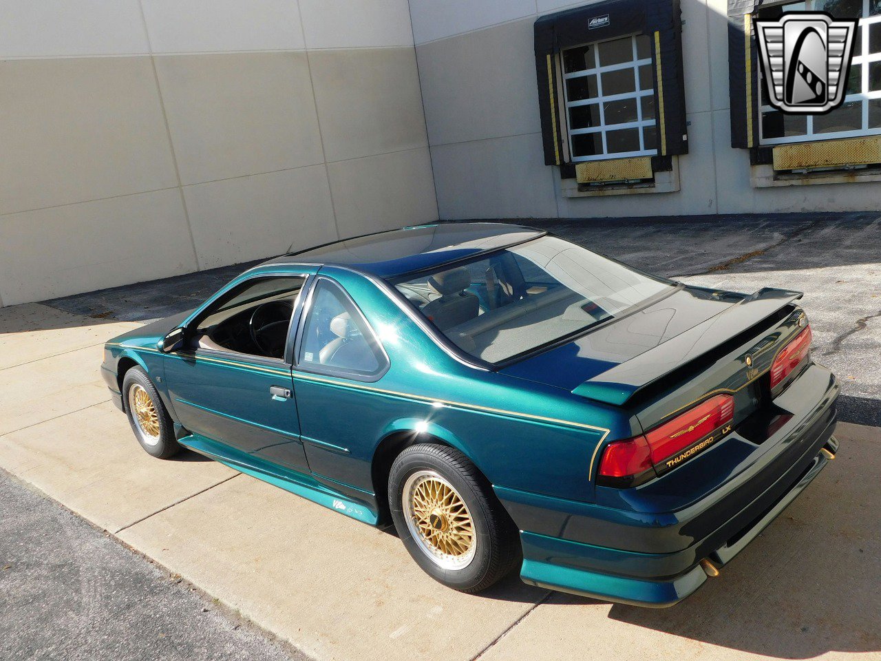 Used 1994 Ford Thunderbird LX image 3