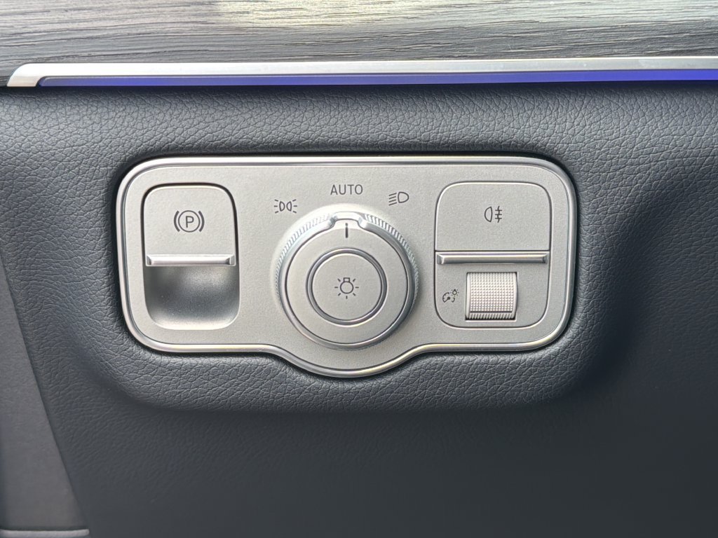 Certified 2026 Mercedes-Benz GLE 350 4MATIC image 36