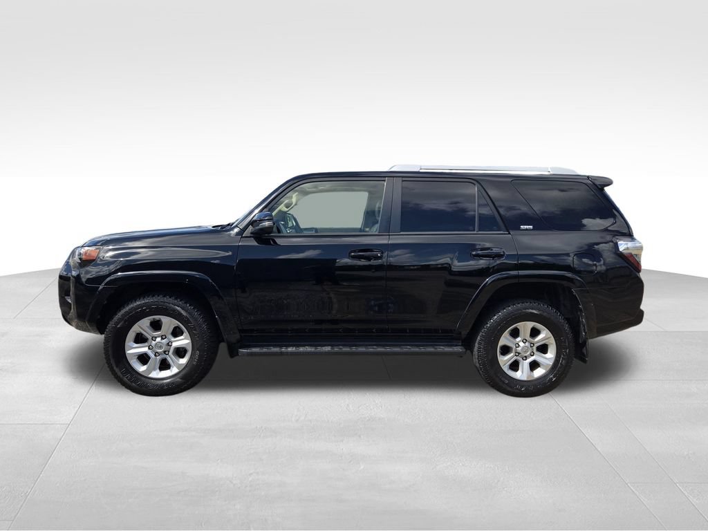 Used 2018 Toyota 4Runner SR5 Premium AWD/4WD image 4
