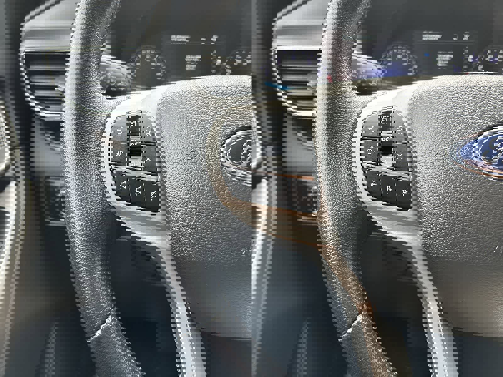 Used 2023 Ford Explorer Limited image 14