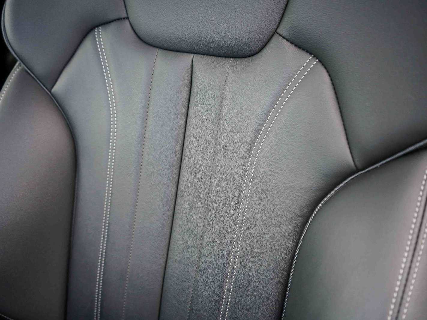 Used 2023 Audi Q5 e Premium w/ Convenience Package image 25