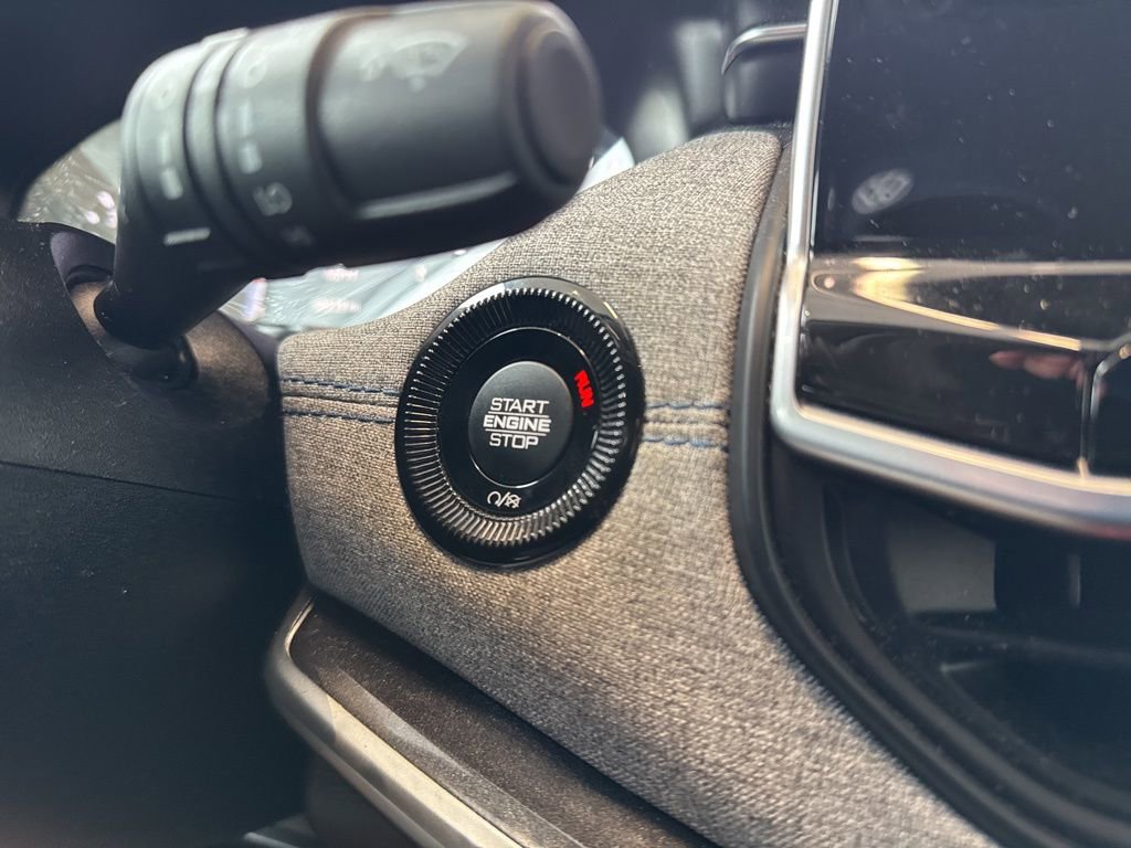 Used 2022 Jeep Compass Latitude w/ Convenience Group image 30