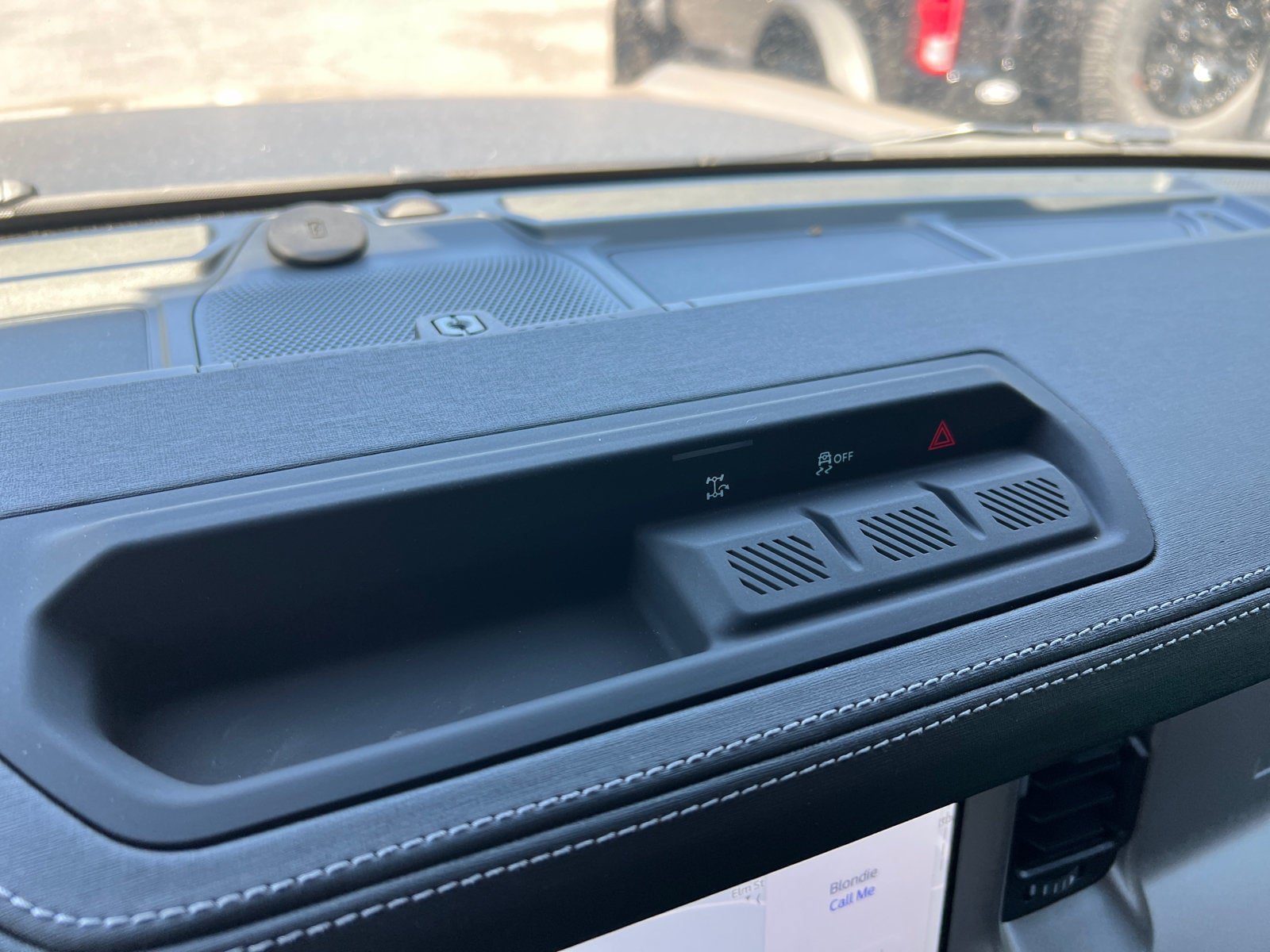 New 2026 Ford Bronco Outer Banks AWD/4WD image 22