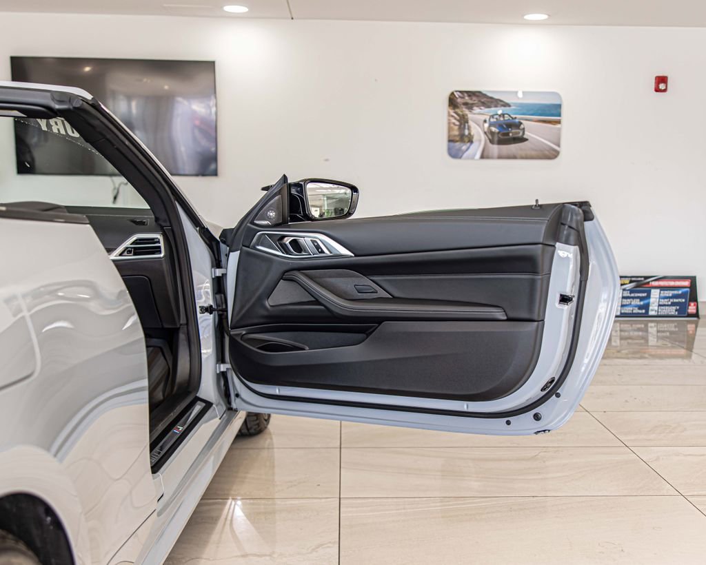 Used 2025 BMW 440i xDrive Convertible image 35