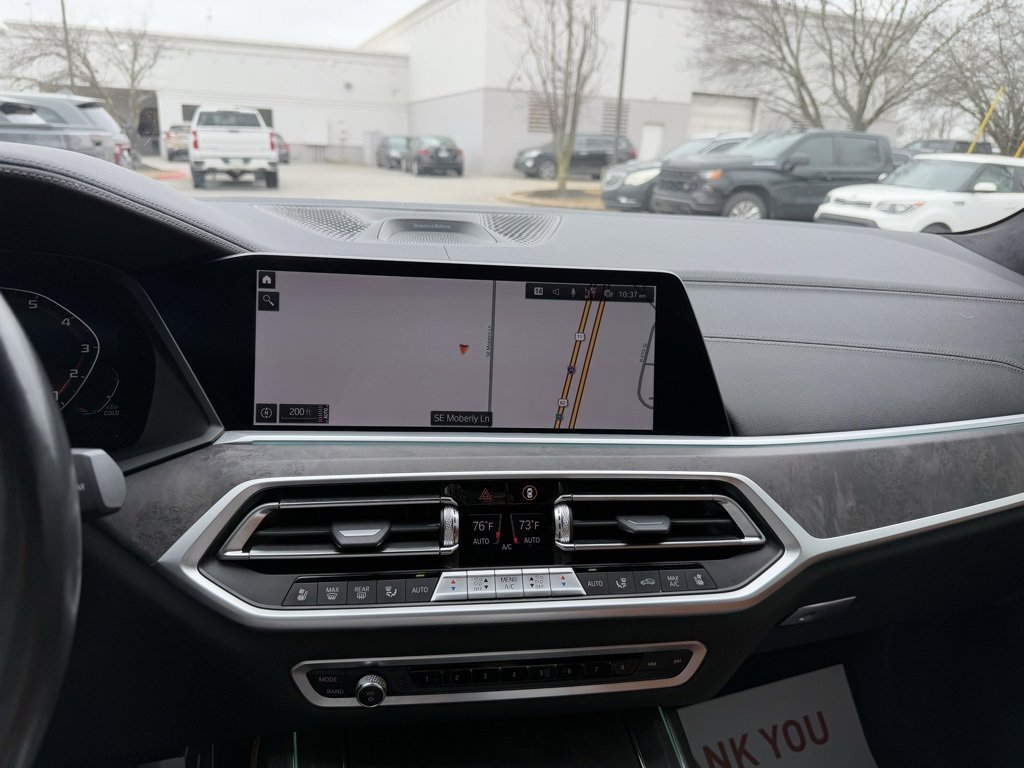 Used 2021 BMW X7 M50i image 14