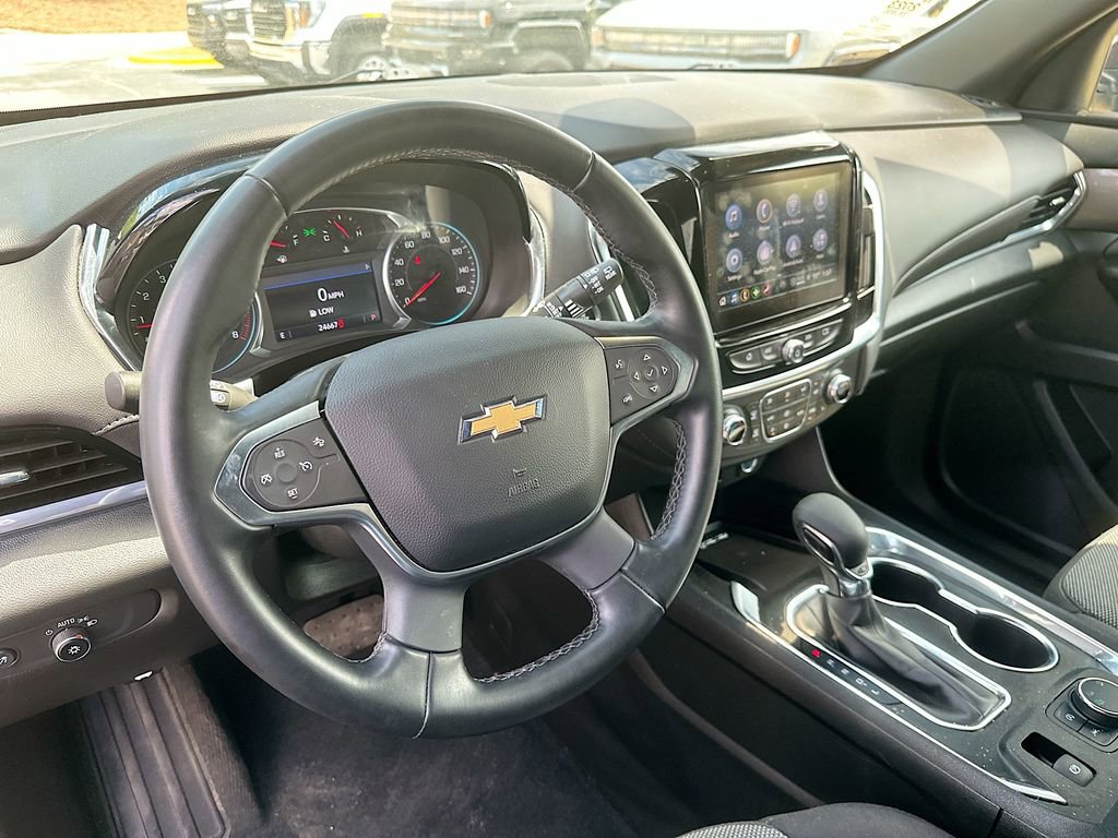 Used 2023 Chevrolet Traverse LT AWD/4WD image 10