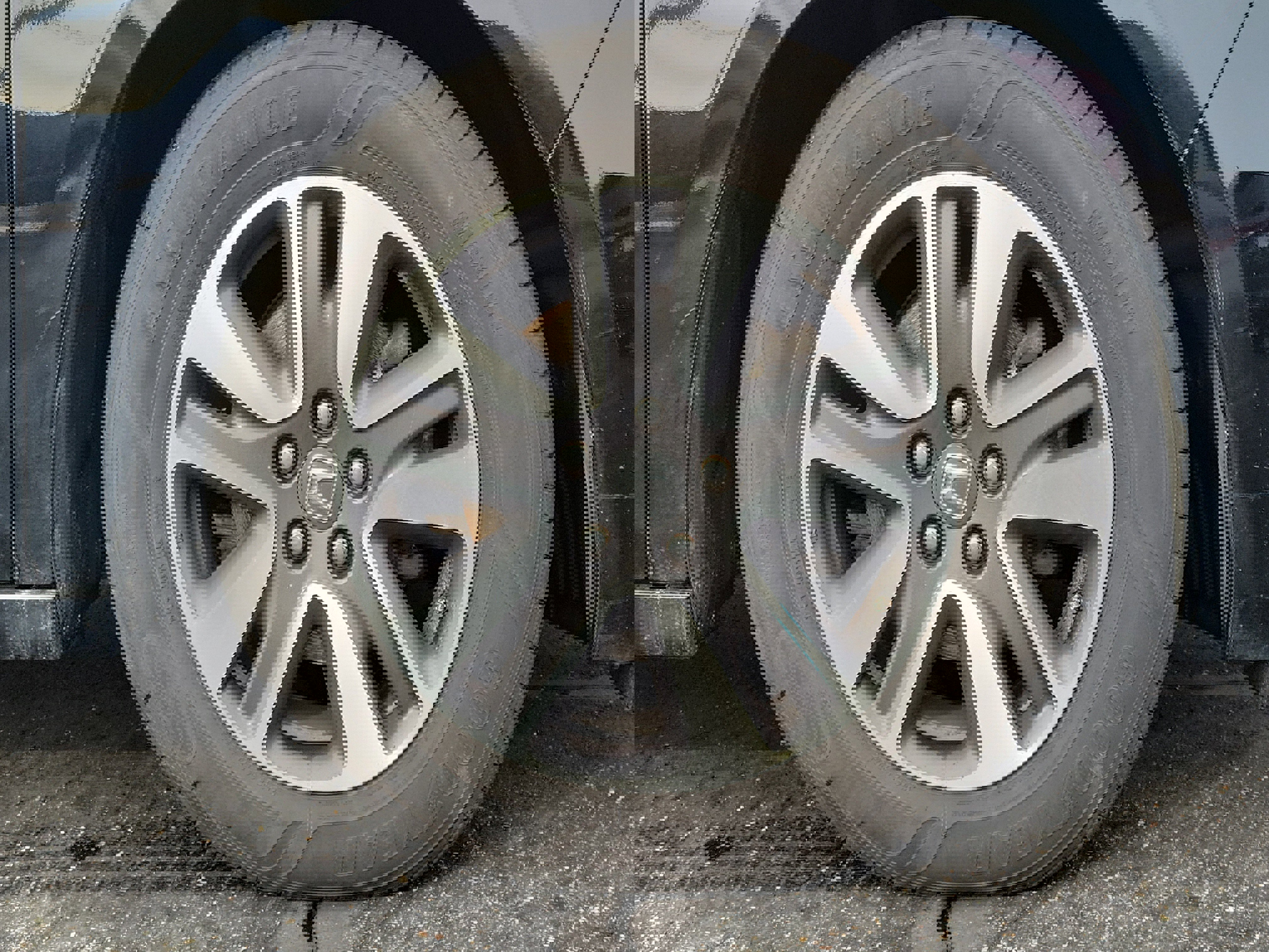 Used 2016 Honda Odyssey Touring Elite image 5