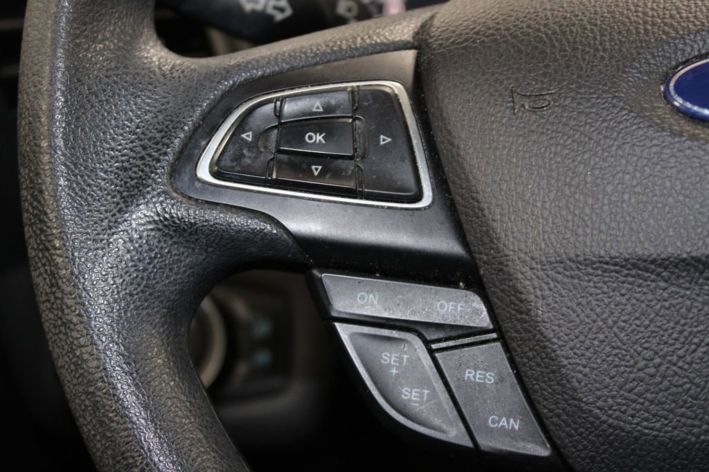 Used 2018 Ford Escape SE image 33