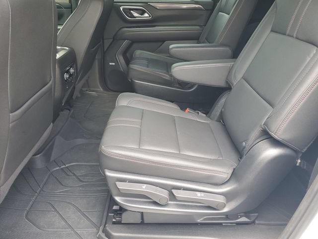 Used 2022 Chevrolet Suburban RST w/ Luxury Package RWD image 22