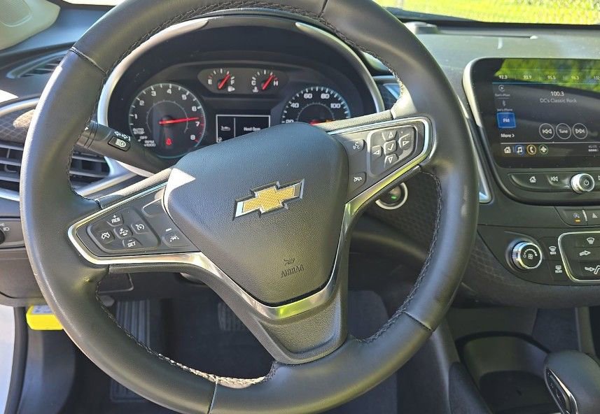 Used 2024 Chevrolet Malibu RS FWD image 7