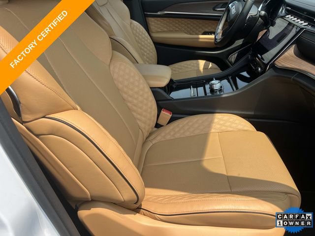 Certified 2024 Jeep Grand Cherokee L Summit w/ Rear Seat Video Group I AWD/4WD image 24
