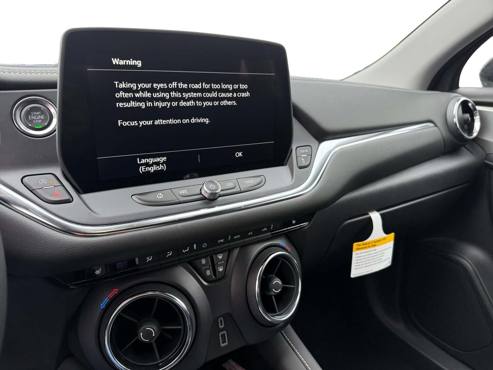 New 2025 Chevrolet Blazer LT w/ Midnight/Sport Edition image 12