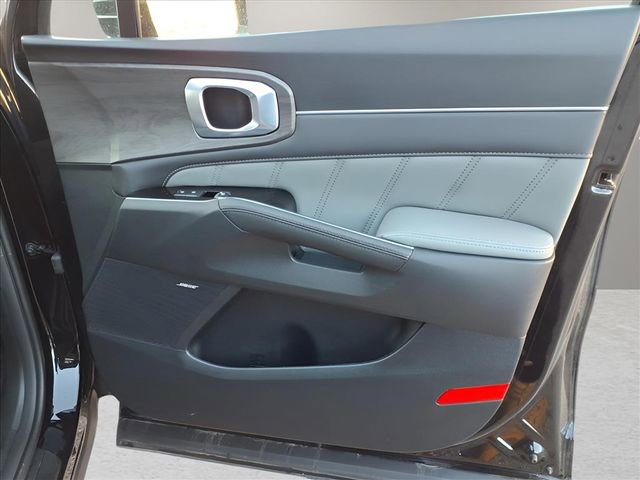 Used 2024 Kia Sorento SX Prestige w/ Sage Leather Package image 18