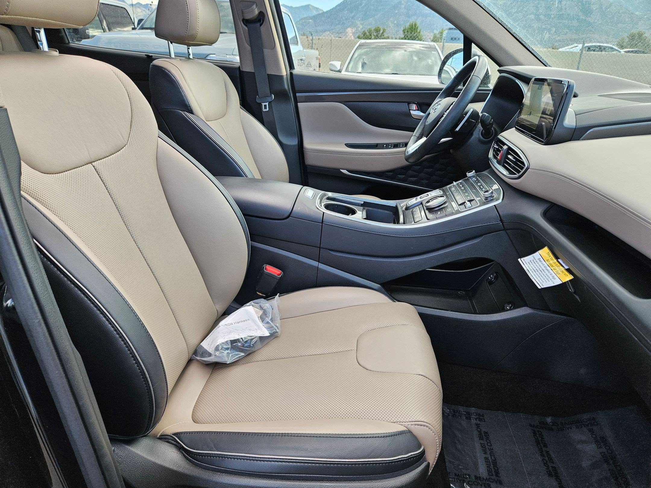 Used 2023 Hyundai Santa Fe Limited w/ Cargo Package AWD/4WD image 35