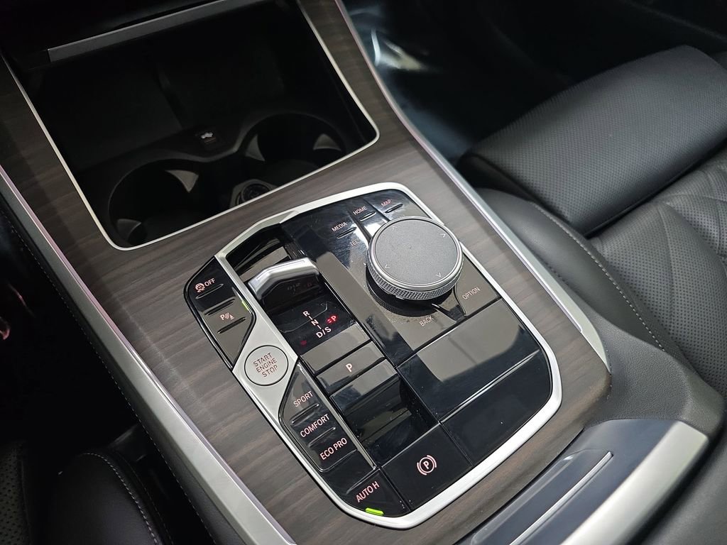 Used 2024 BMW X5 sDrive40i w/ M Sport Package image 25