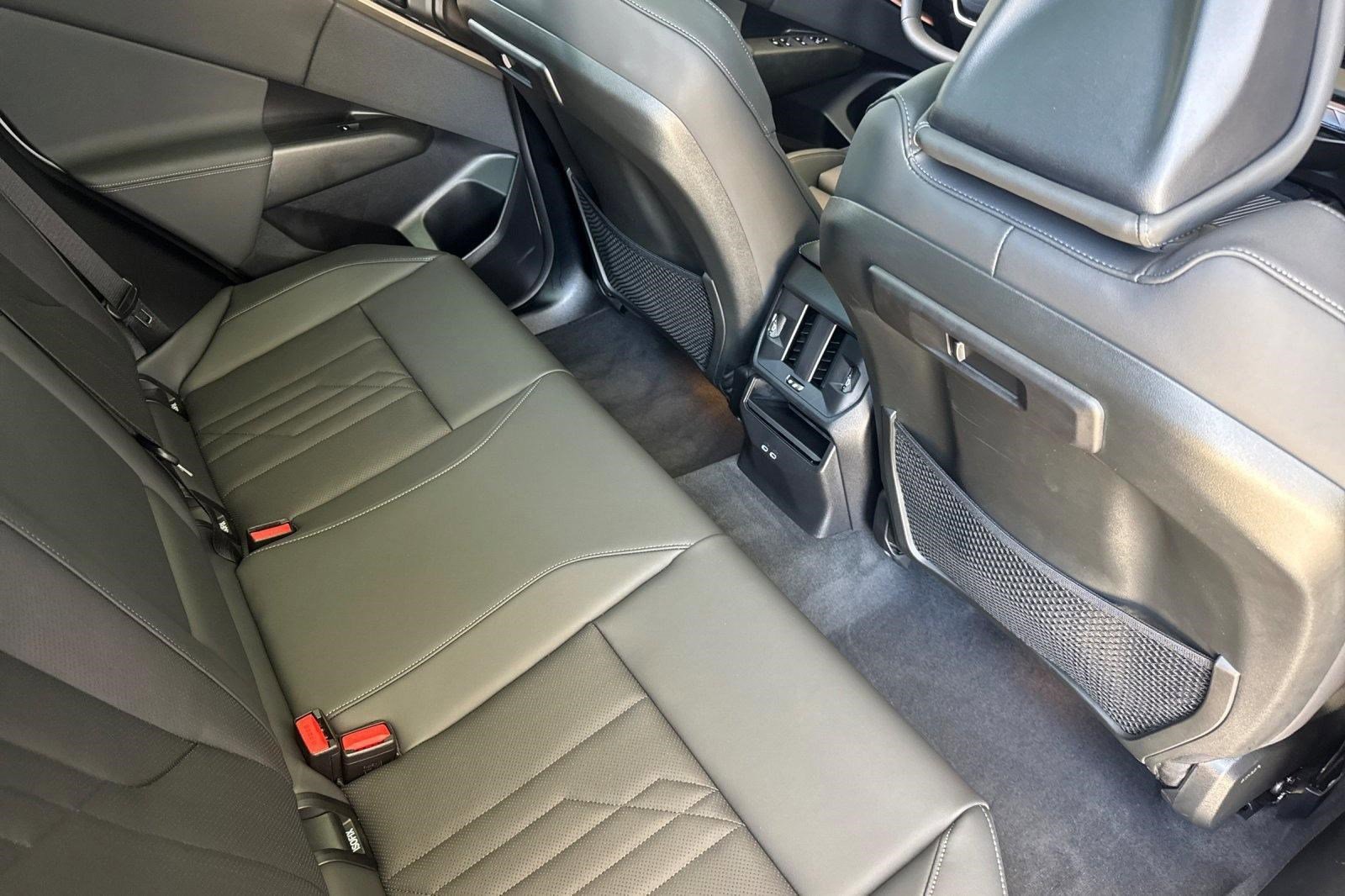 Used 2025 BMW X3 xDrive30i w/ Premium Package AWD/4WD image 29