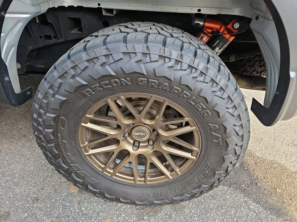 Used 2019 Ford F150 Raptor w/ Equipment Group 802A Luxury AWD/4WD image 34
