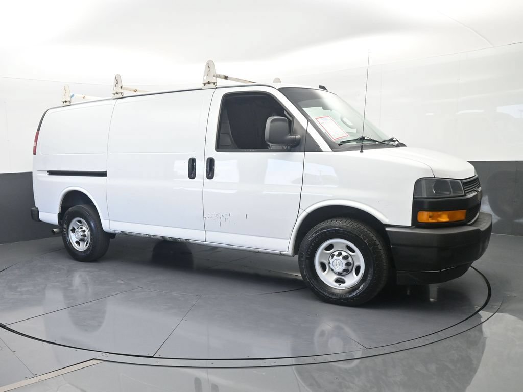 Used 2018 Chevrolet Express 2500 RWD image 8