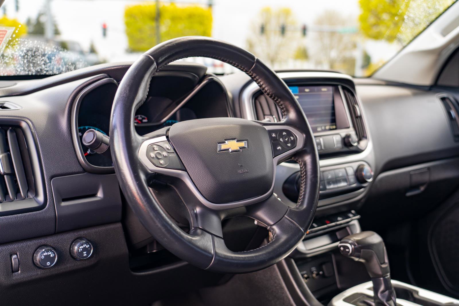 Used 2020 Chevrolet Colorado LT w/ Safety Package AWD/4WD image 14