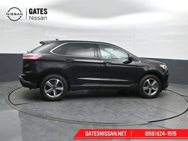 Used 2024 Ford Edge SEL w/ Convenience Package AWD/4WD image 3