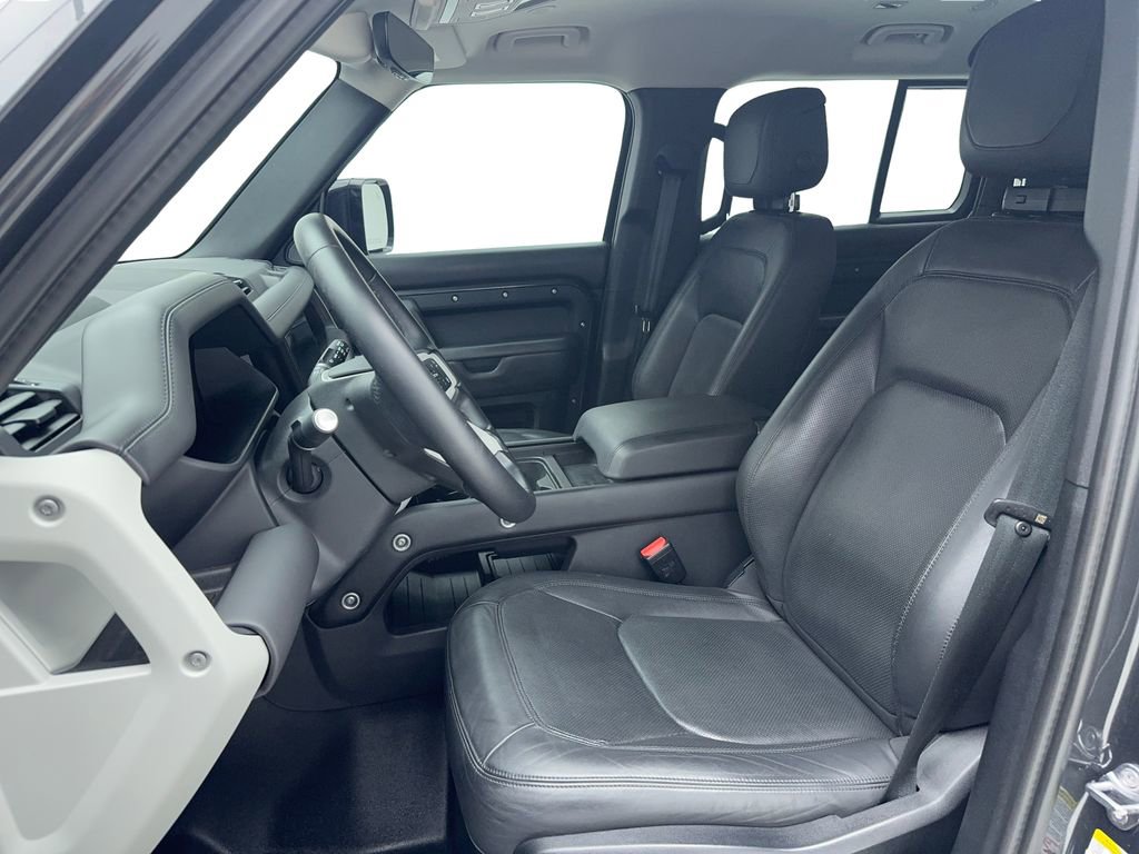 Used 2024 Land Rover Defender 110 S image 13