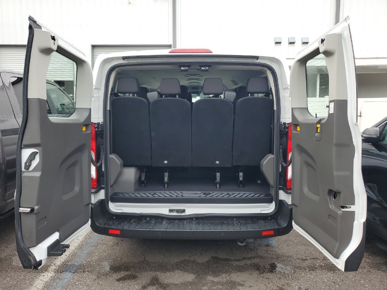 Used 2025 Ford Transit 350 XLT RWD image 9